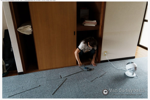 急須ブツ撮りとカーペット敷き