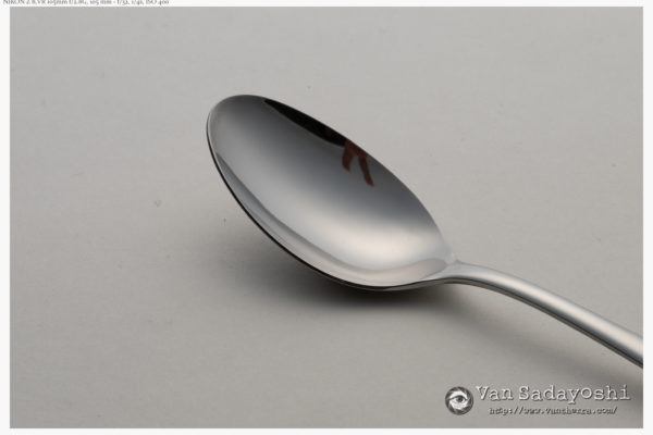 春のオフ会のお知らせと「スプーンは手前に反射する」