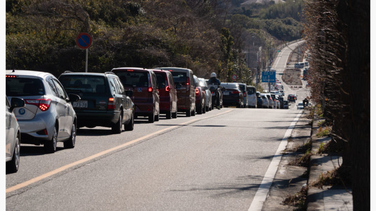 すごい行列に見せたい