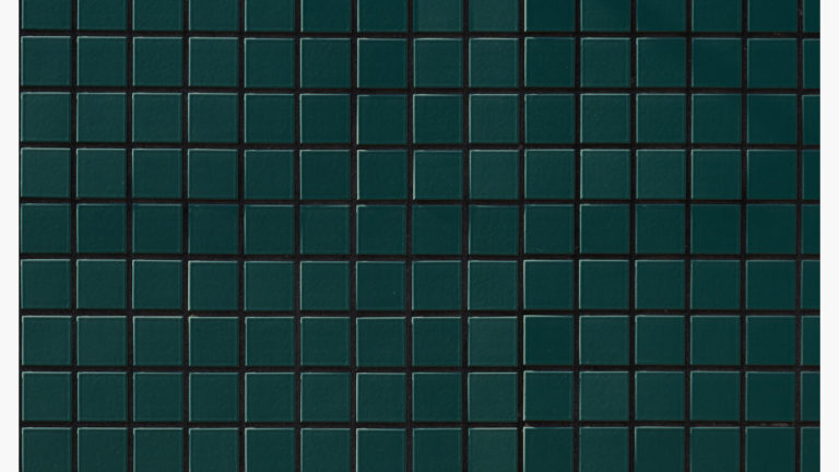 ほどよく情報量の少ない表紙用写真