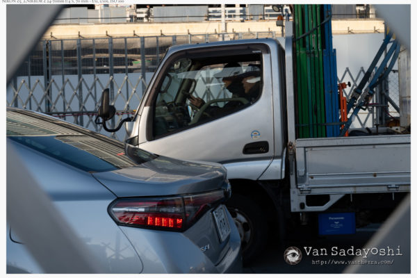 「柔らかい表現」の最後の砦はブレか？